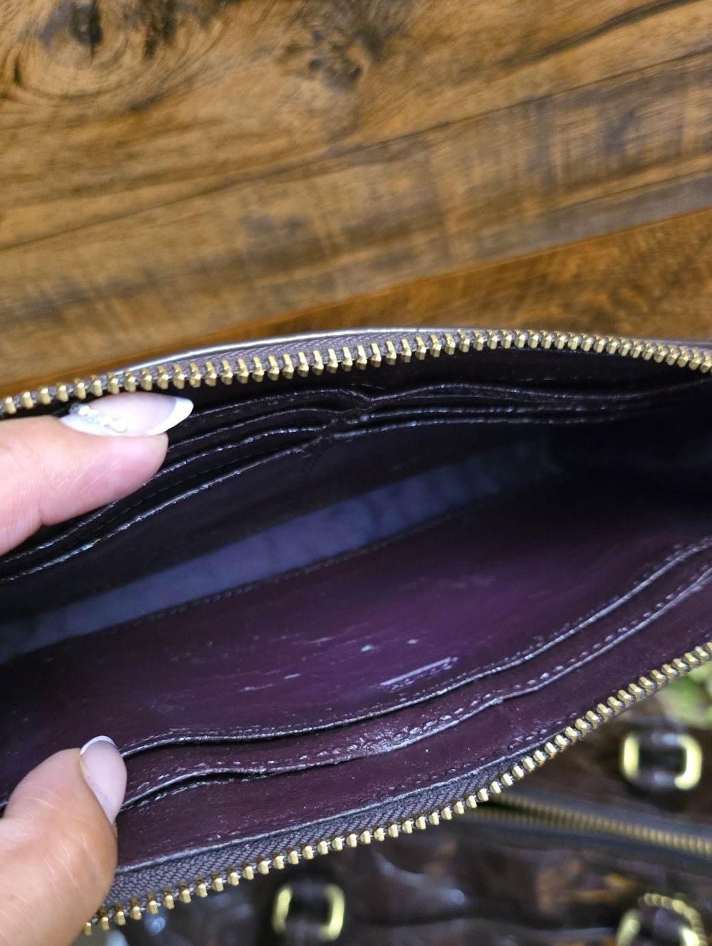 Coach Patent Signature Tote And Matching Wallet/Wristlet in Dark Brown - Picture 4 of 7